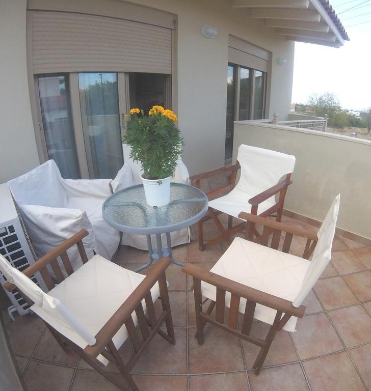 Arapakis Apartment Aegina Екстер'єр фото