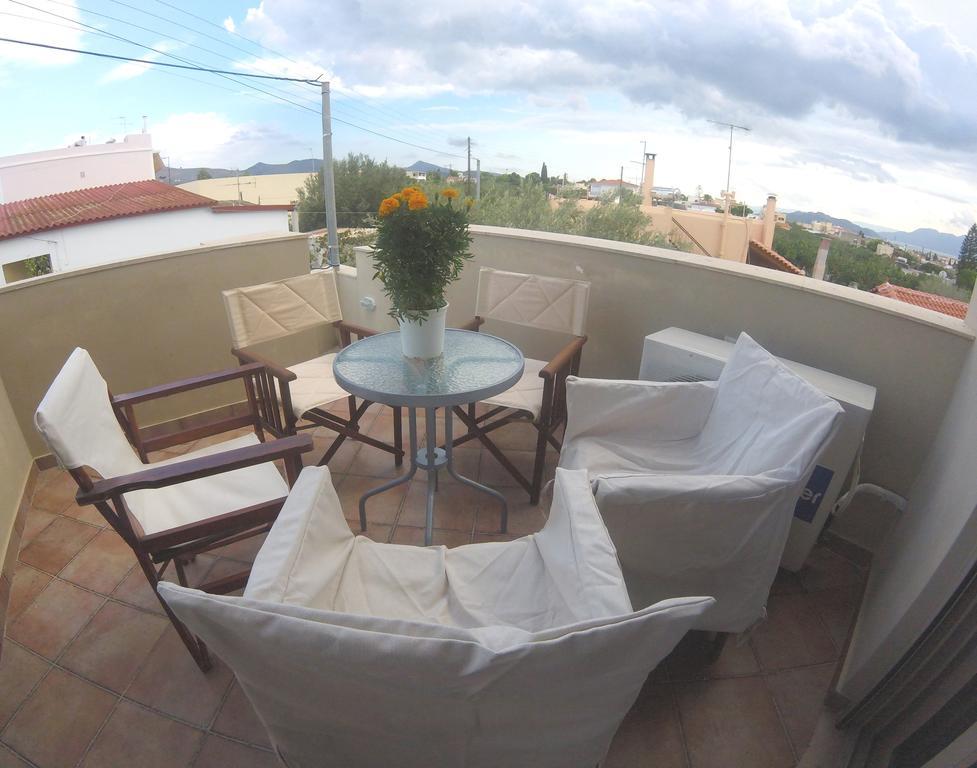 Arapakis Apartment Aegina Екстер'єр фото