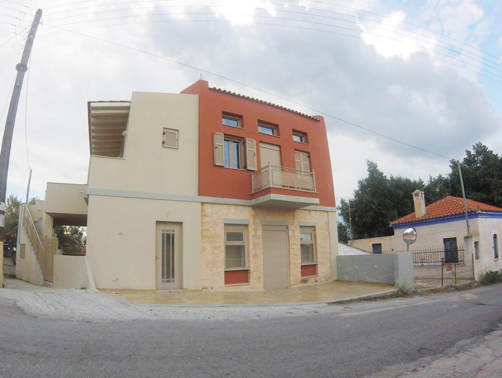 Arapakis Apartment Aegina Екстер'єр фото