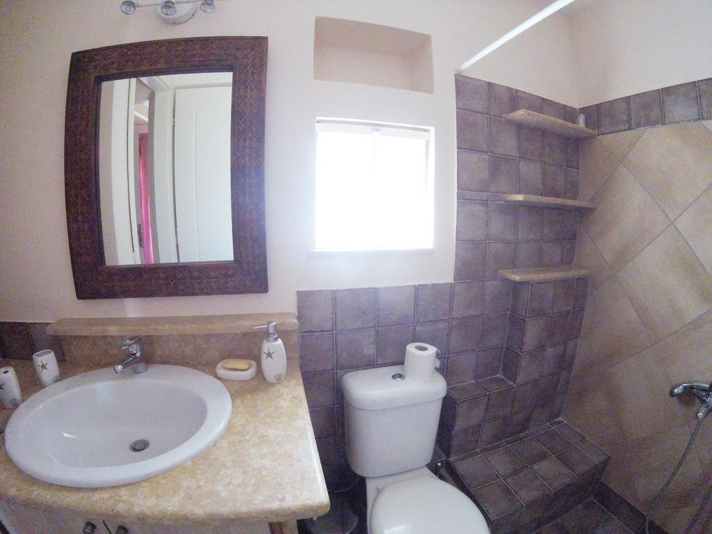 Arapakis Apartment Aegina Екстер'єр фото